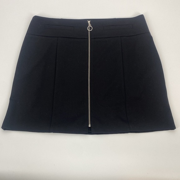 Skirt - Picture 1 of 6
